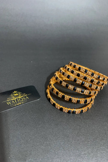 Dhanak | Black Choori