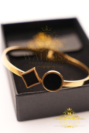 Troy Cuff